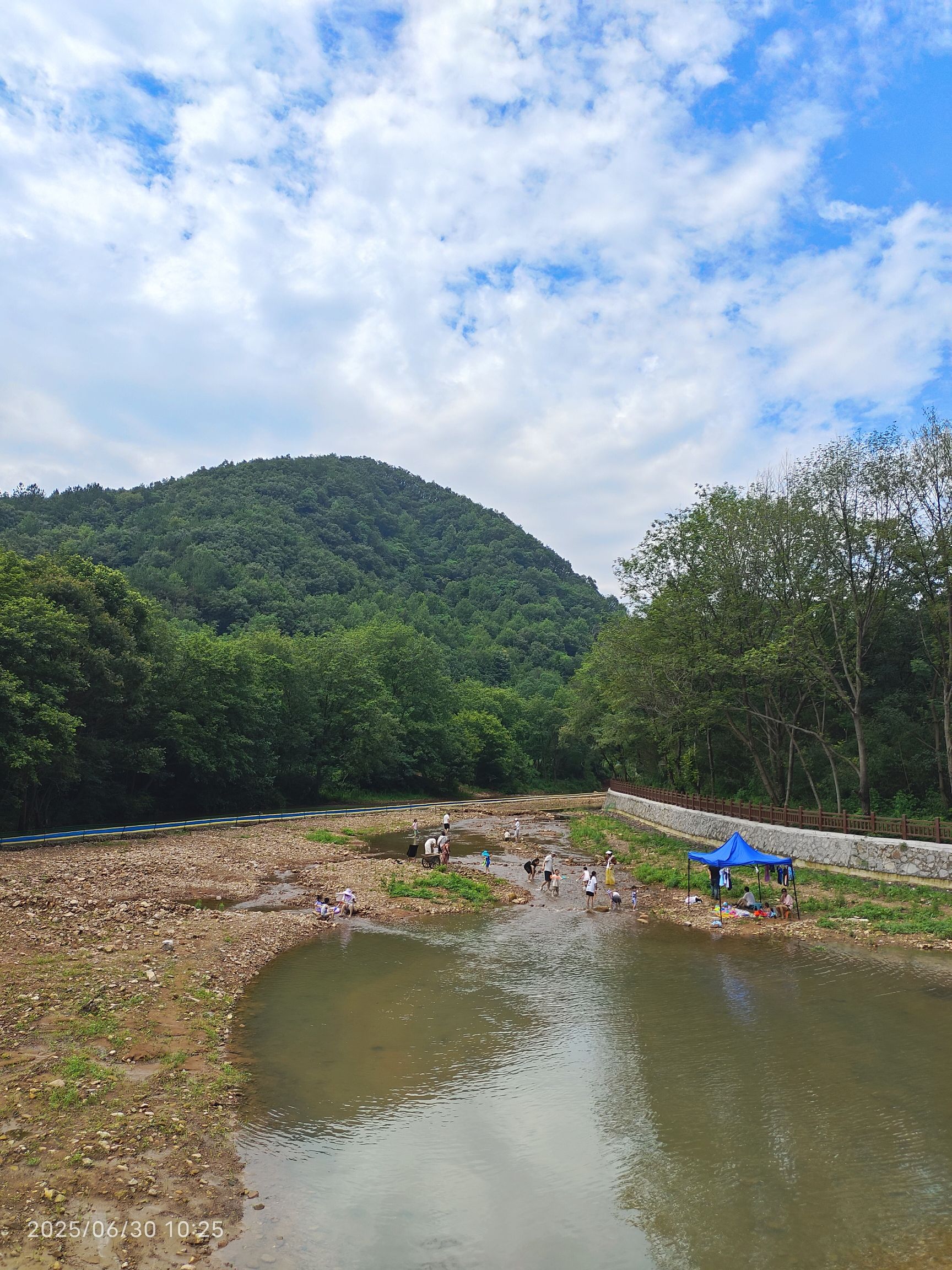 蔡家河溪水湾