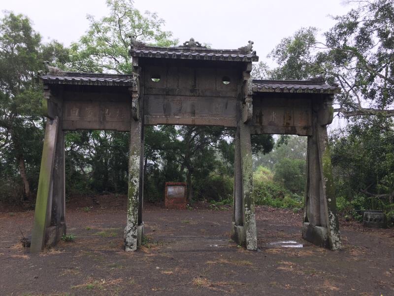 洪周氏节孝坊