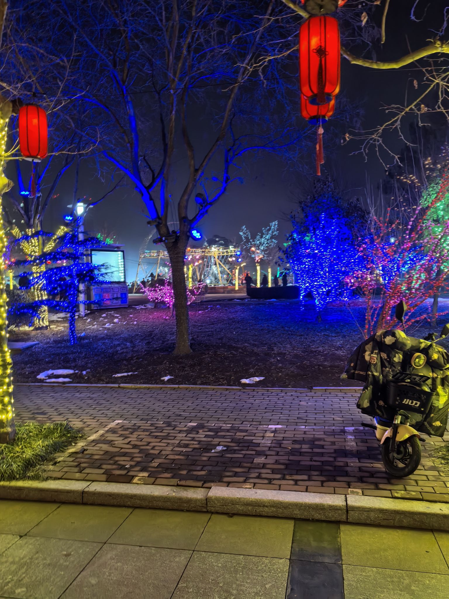 银月广场旅行图片
