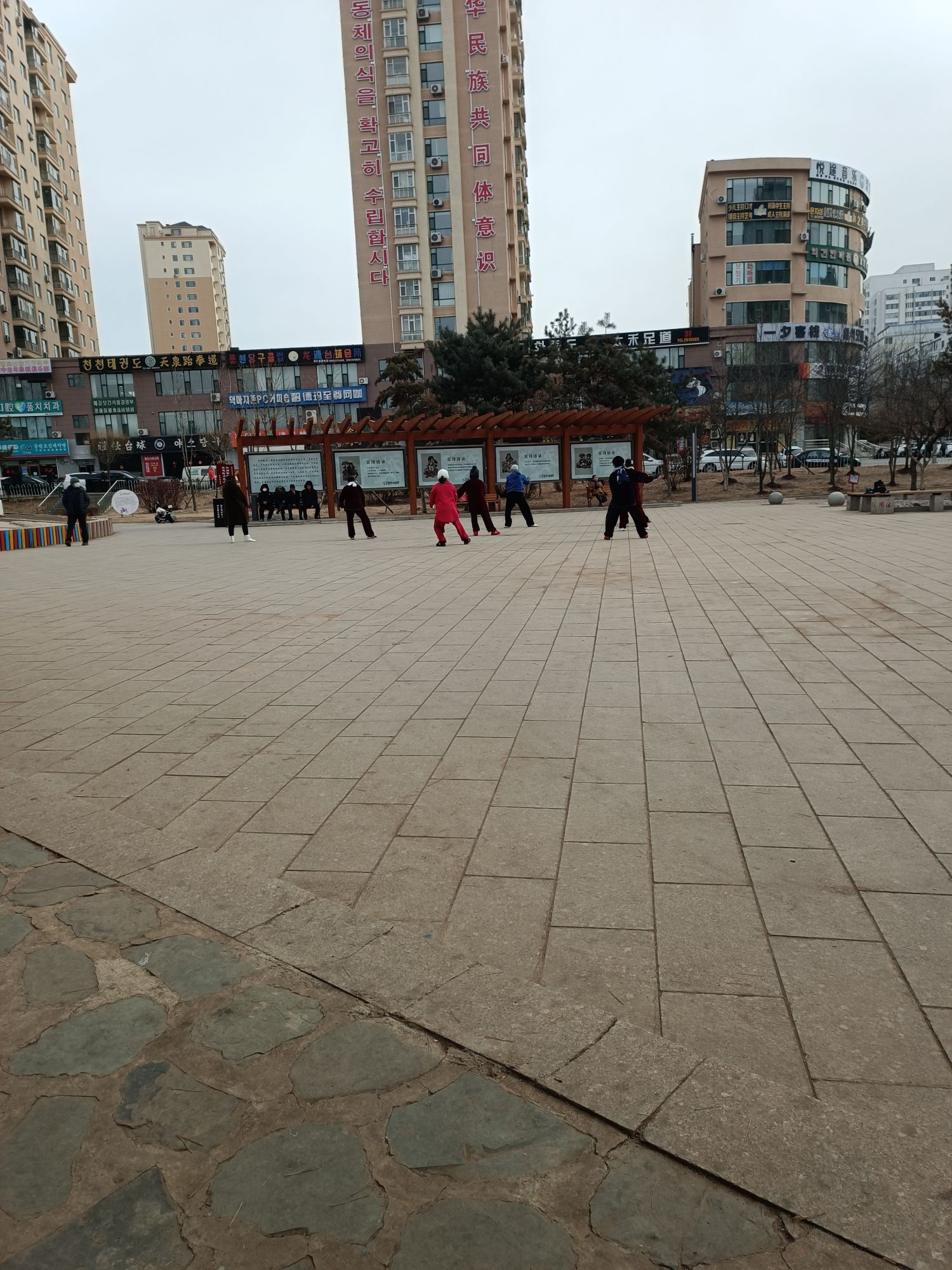 雷锋广场旅行图片