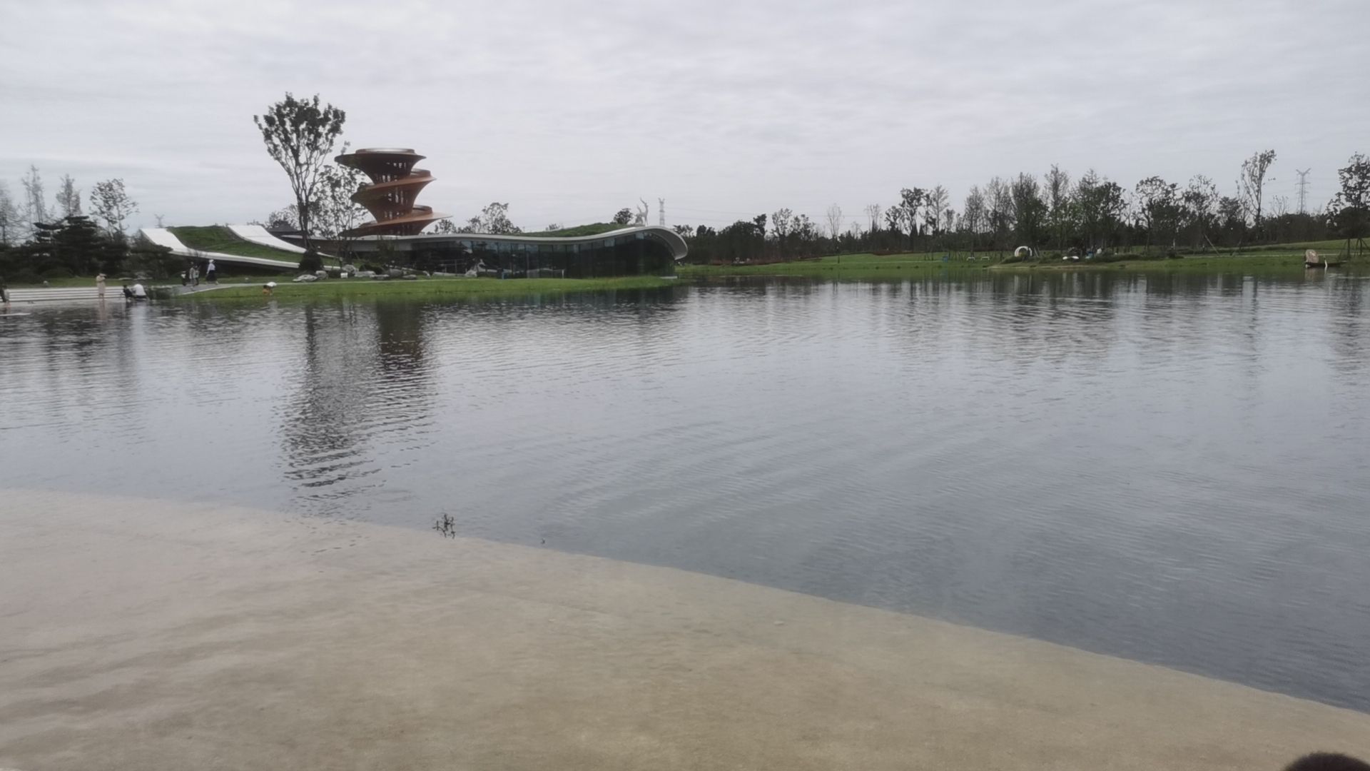 汇通湖公园