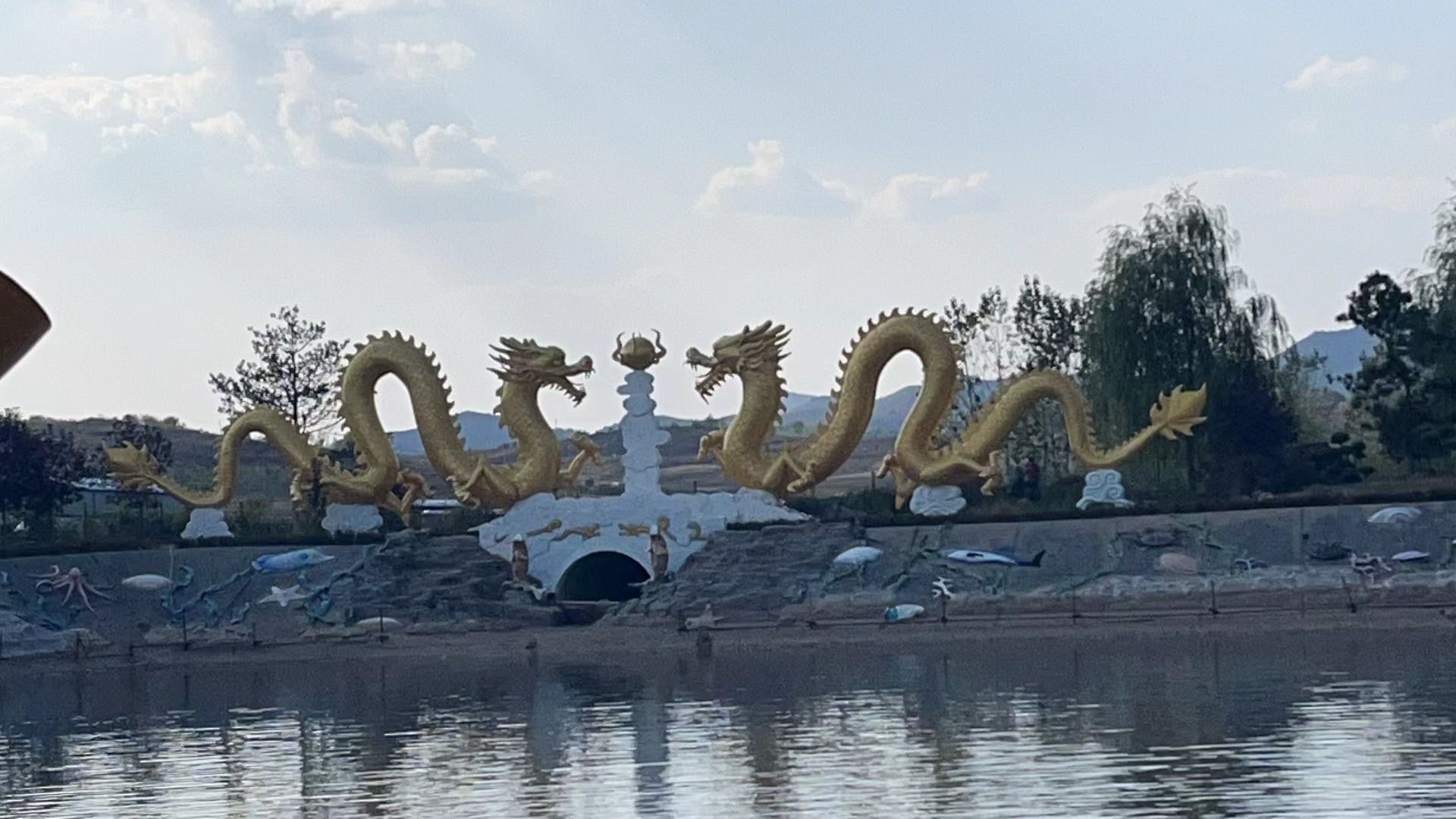 龙薮湾旅游度假区