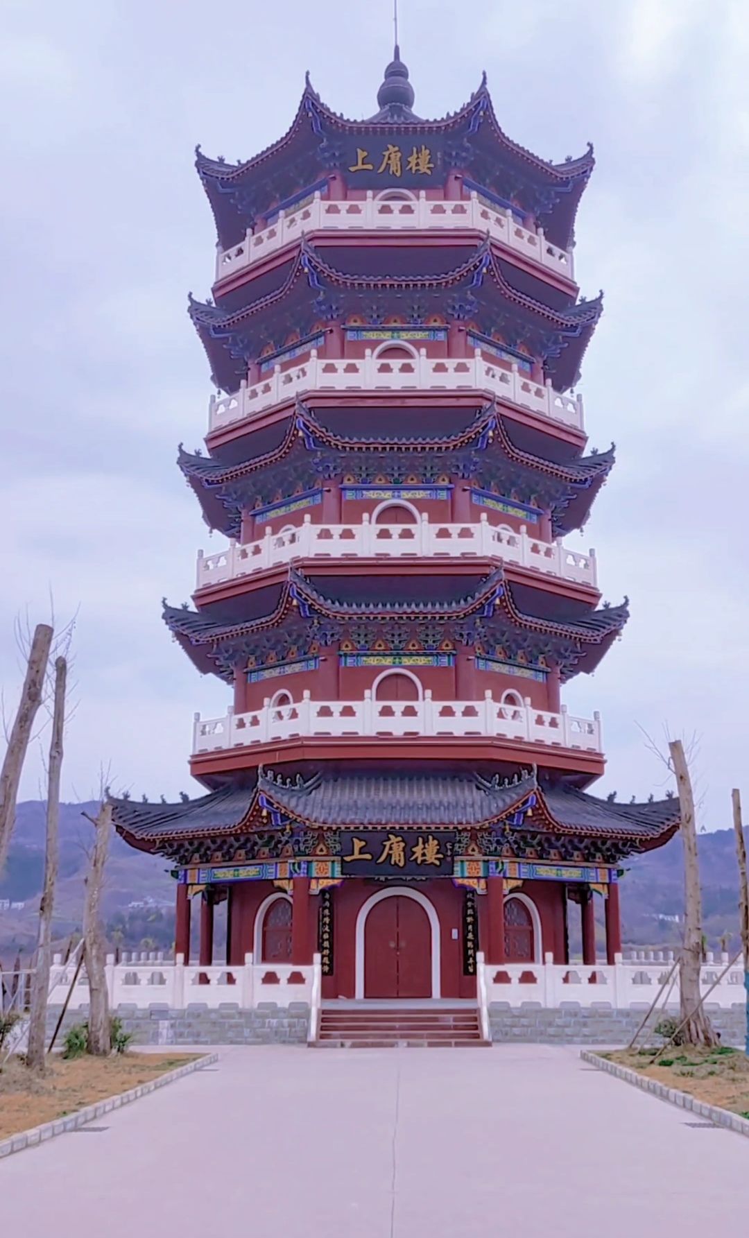 圣水湖·上庸楼旅行图片