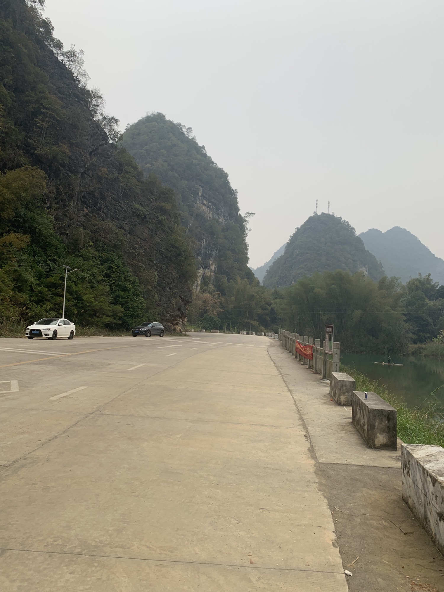 布泉乡九龙相会风景区
