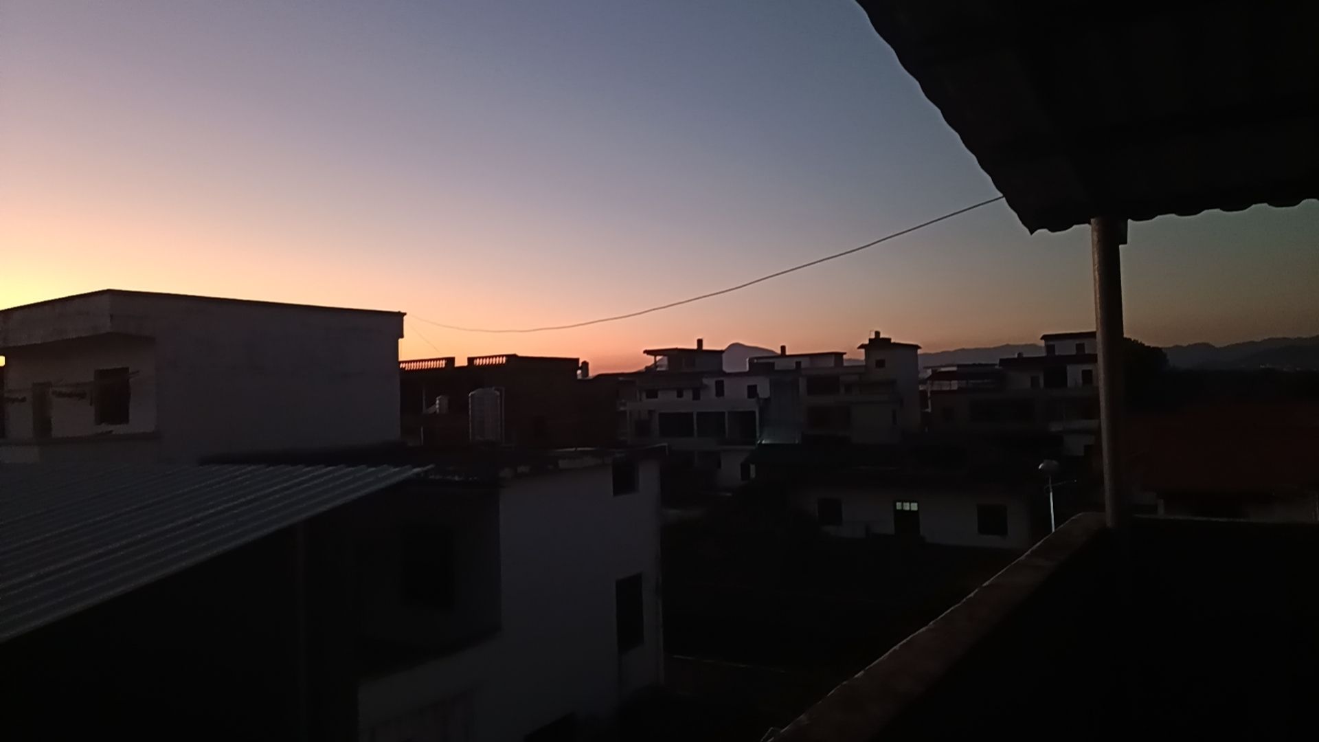 月牙湖旅行图片