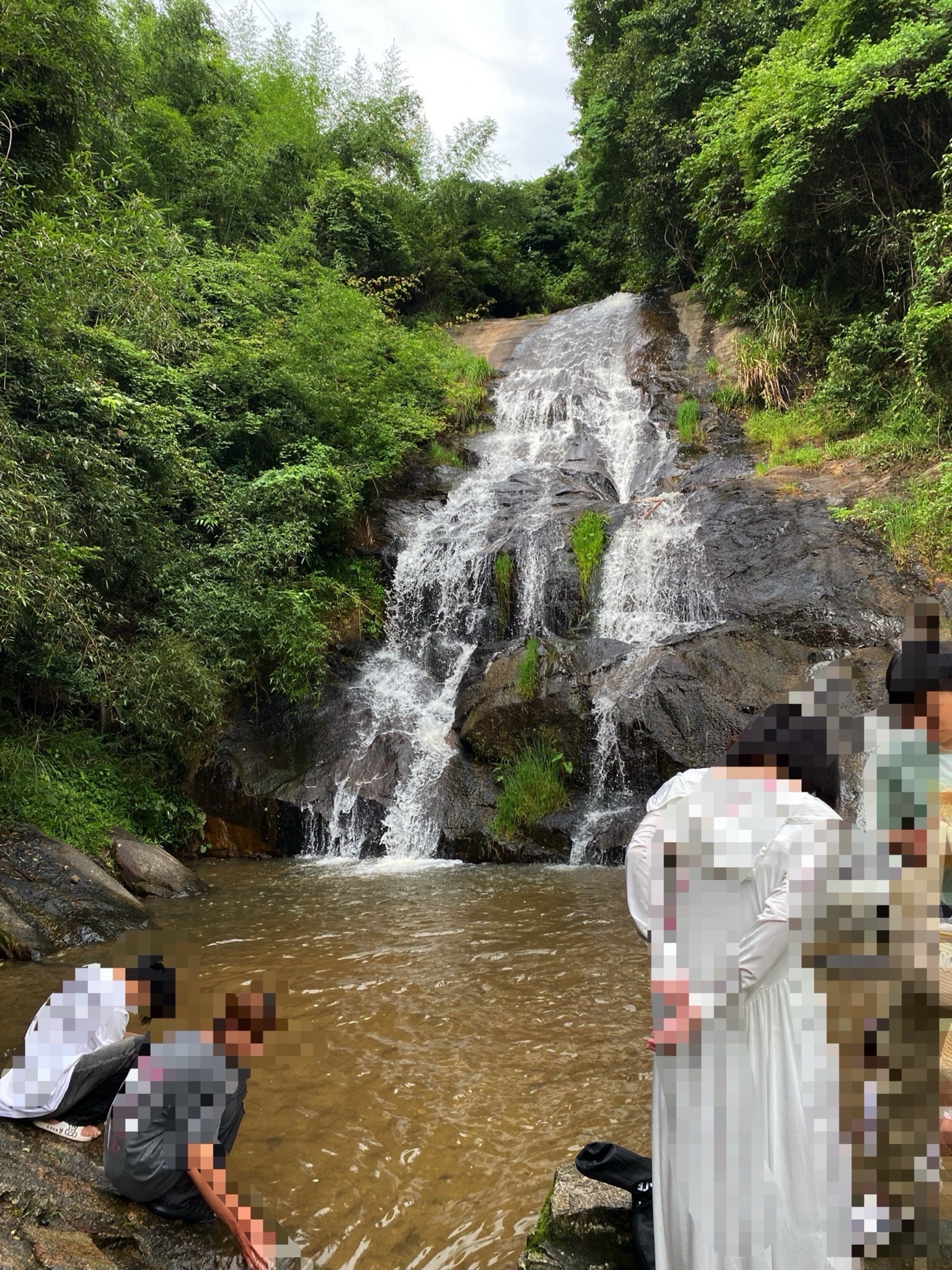 滴水寨瀑布旅行图片