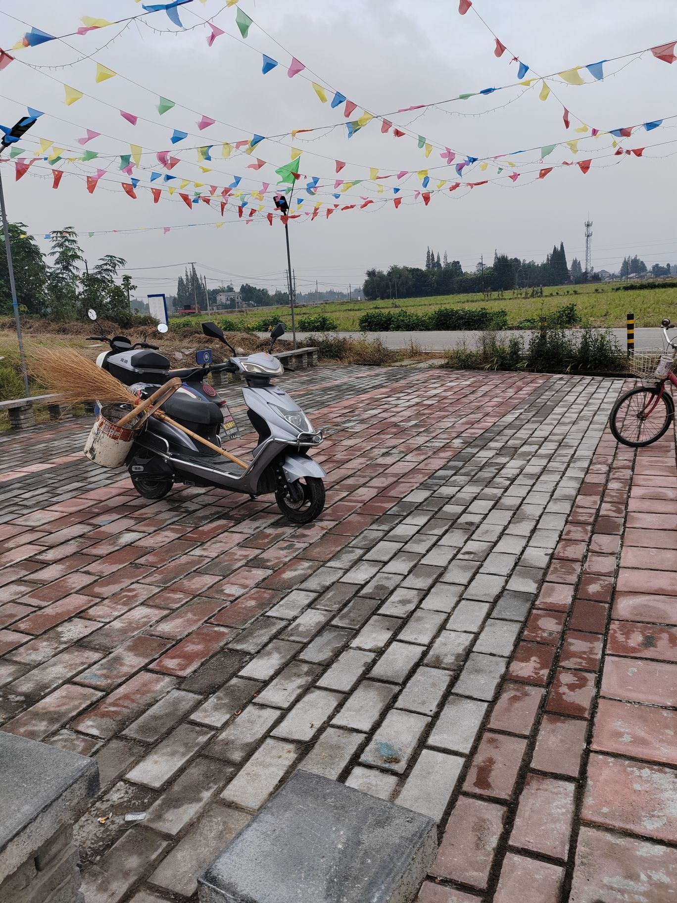 天民村广场旅行图片