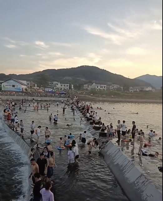沙螺湾网红坝旅行图片