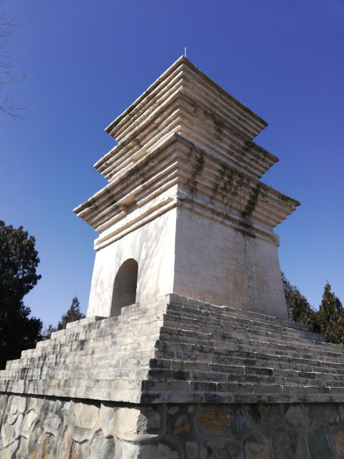 血山塔