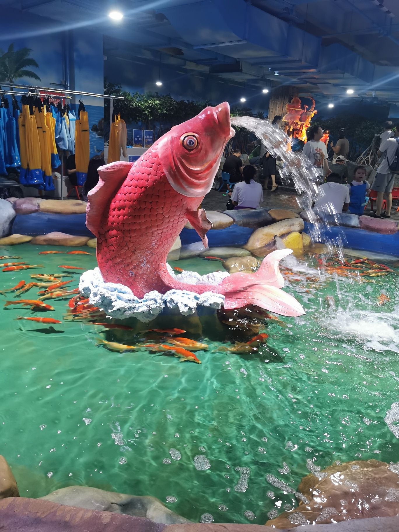 运河海底世界旅行图片