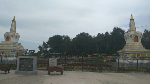 双塔旅行图片