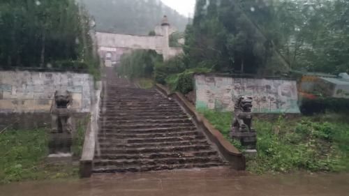卧佛山游览城旅行图片