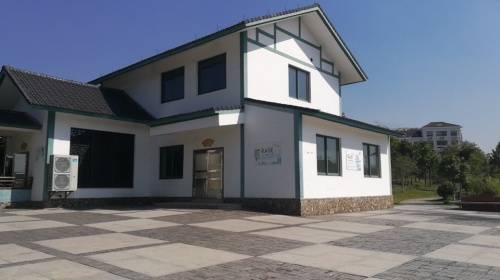 龙山法治文化主题公园旅行图片
