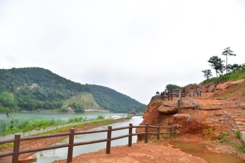 韭菜山地质公园旅行图片